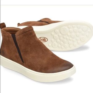 Soffit Booties - NEVER WORN